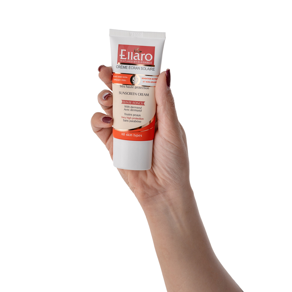 کرم ضد آفتاب رنگی مناسب انواع پوست حاوی اس پی اف 50 کرم ضد آفتاب رنگی مناسب انواع پوست حاوی اس پی اف 50