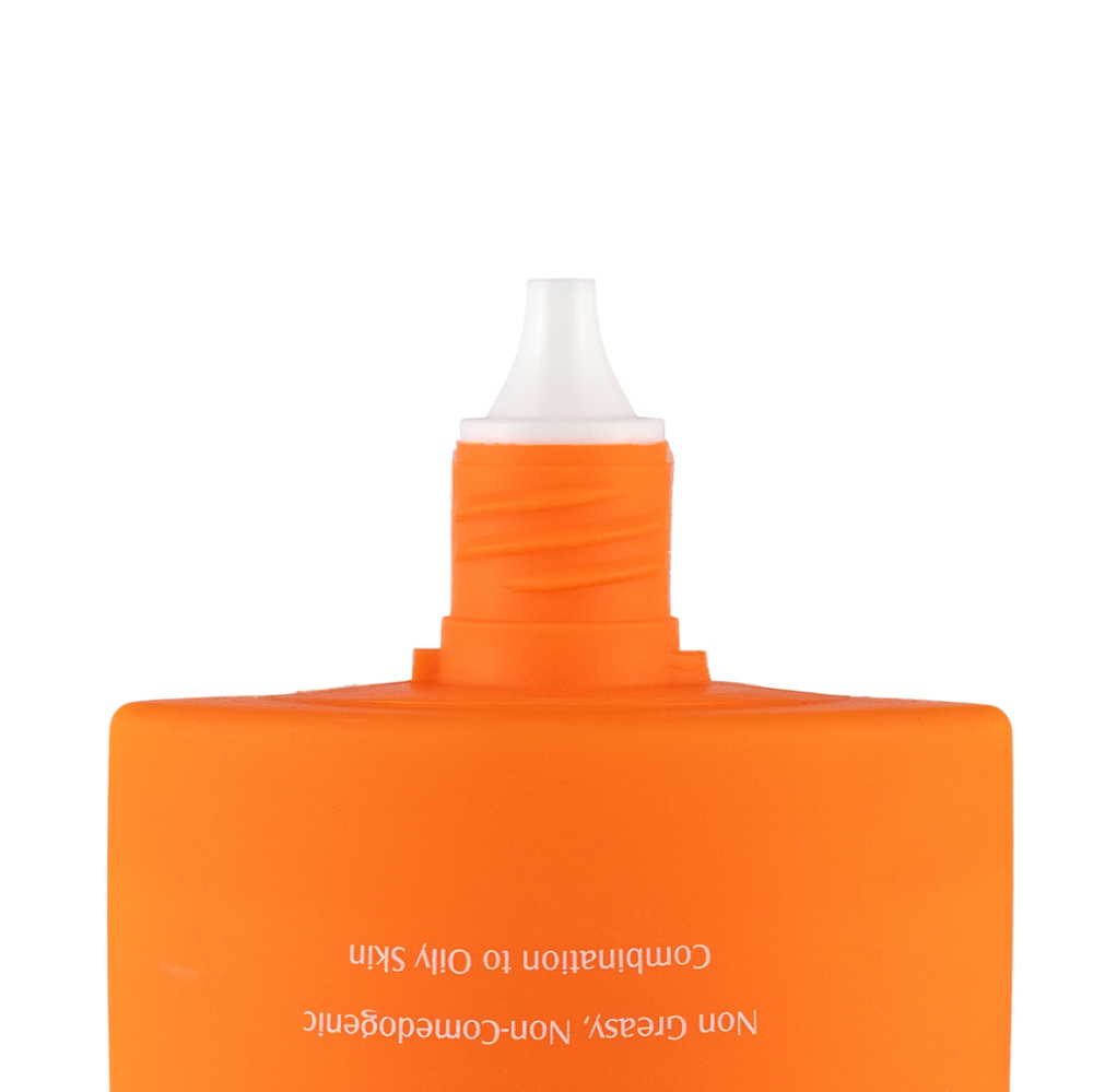 فلوئید ضد آفتاب وت فورس دارای SPF 50 حجم 50 میلی لیتر فلوئید ضد آفتاب وت فورس دارای SPF 50 حجم 50 میلی لیتر