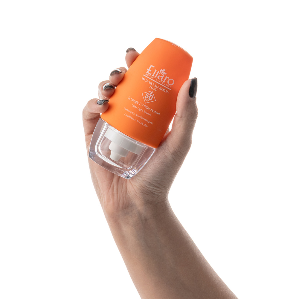 فلوئید ضد آفتاب وت فورس دارای SPF 50 حجم 50 میلی لیتر فلوئید ضد آفتاب وت فورس دارای SPF 50 حجم 50 میلی لیتر