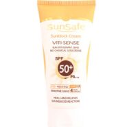 کرم ضد آفتاب رنگی پوست حساس فاقد جاذب شیمیایی spf50